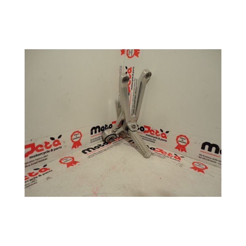 Pedana posteriore destra right rear footpeg footboard Yamaha YZF R1 02 03