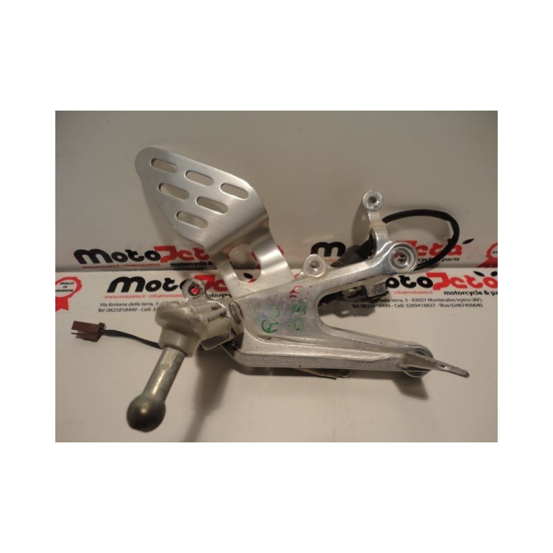 Pedana anteriore destra freno brake footpeg bracket yamaha YZF R6 03 05