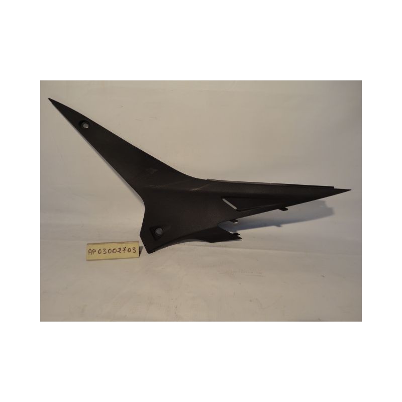 Fianchetto sottosella destro originale usato underseat side panel right original used Aprilia RSV4 09-14
