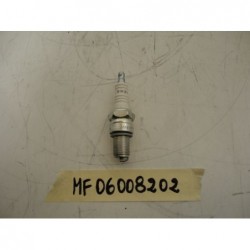 Candela spark plug Champion RN2C Malaguti Aprilia Piaggio Gilera Italjet Morini 
