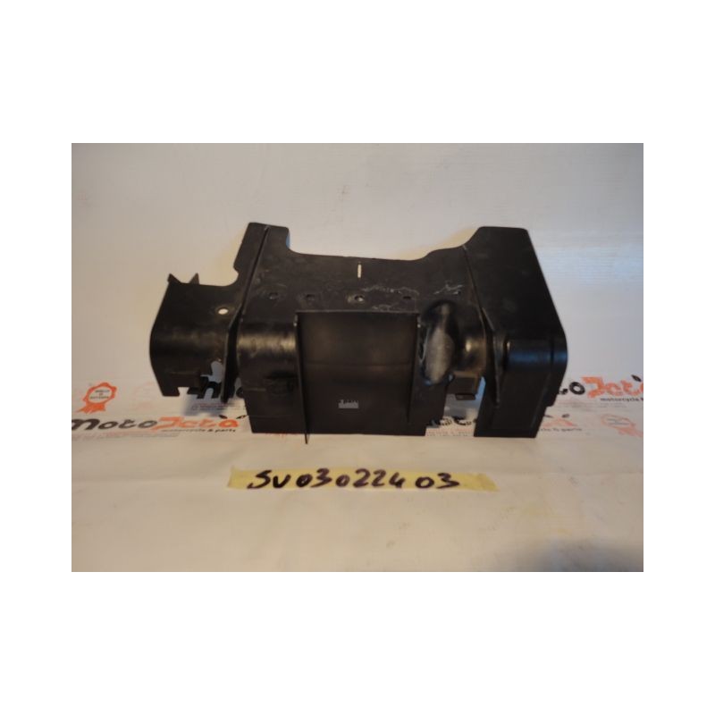 Convogliatore Aria Plastica Air Duct Suzuki V Strom 650 04 11
