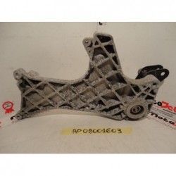 Staffa supporto Scarico Exhaust support bracket  walterm aprilia scarabeo 300 