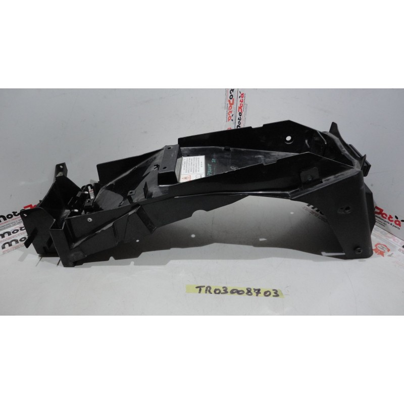 Carena sottocoda plastica fairing under tail plastic triumph sprint st 99 05