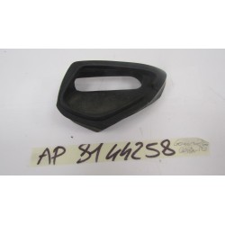 Gommino condotto sx airbox...