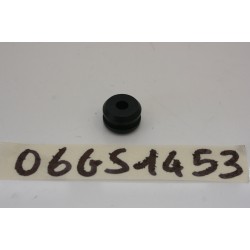 Gommino passante Ø 7 X 14...