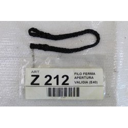 Filo fermo apertura valigia...