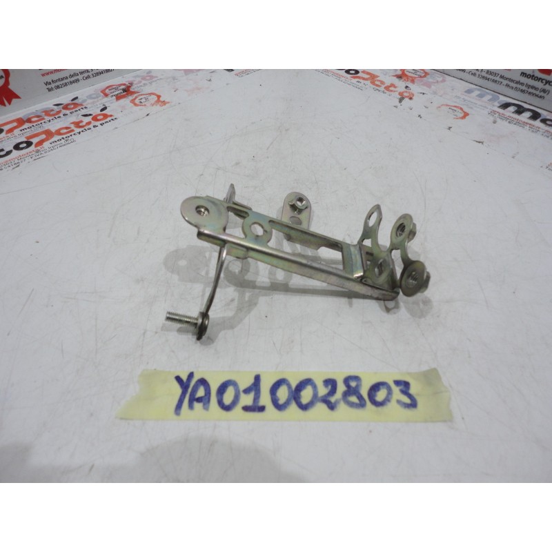 Staffa Pedana Anteriore Sinistra Front left footpeg bracket T Max 500 08 11