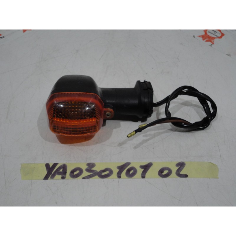 Freccia posteriore sinistra left directional indicator Yamaha YZF R6 99 02