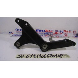 Staffa dx supporto motore...