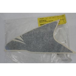 Adesivo inferiore sx...