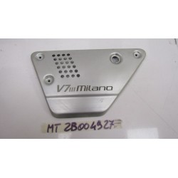 Fianchetto sottosella sx...