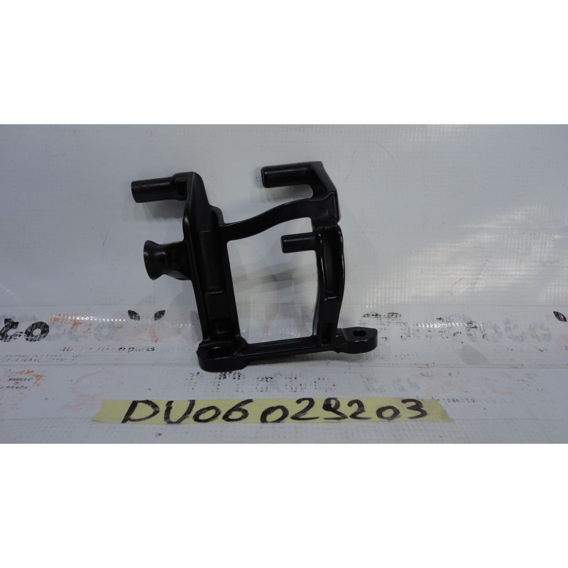 Staffa supporto radiatore olio oil radiator support bracket ducati diavel carbon