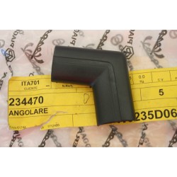 Angolare bordo parabrezza...