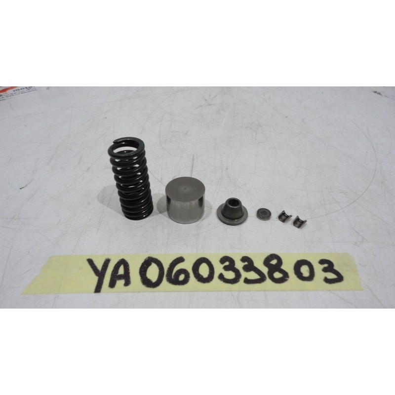 Arredo Montaggio Valvola Aspirazione Intake valve Yamaha yzf r1 00 01