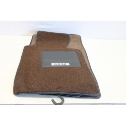 Serie tappetini auto...