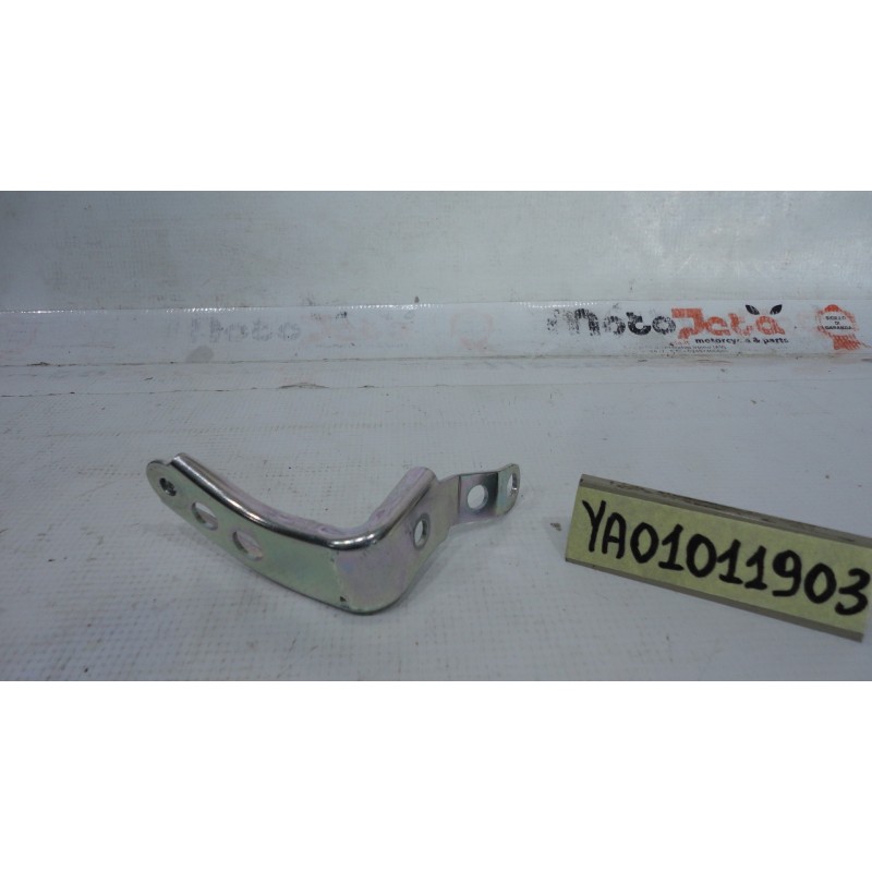 Supporto pedana posteriore left footpeg bracket Yamaha T max 530 12 14