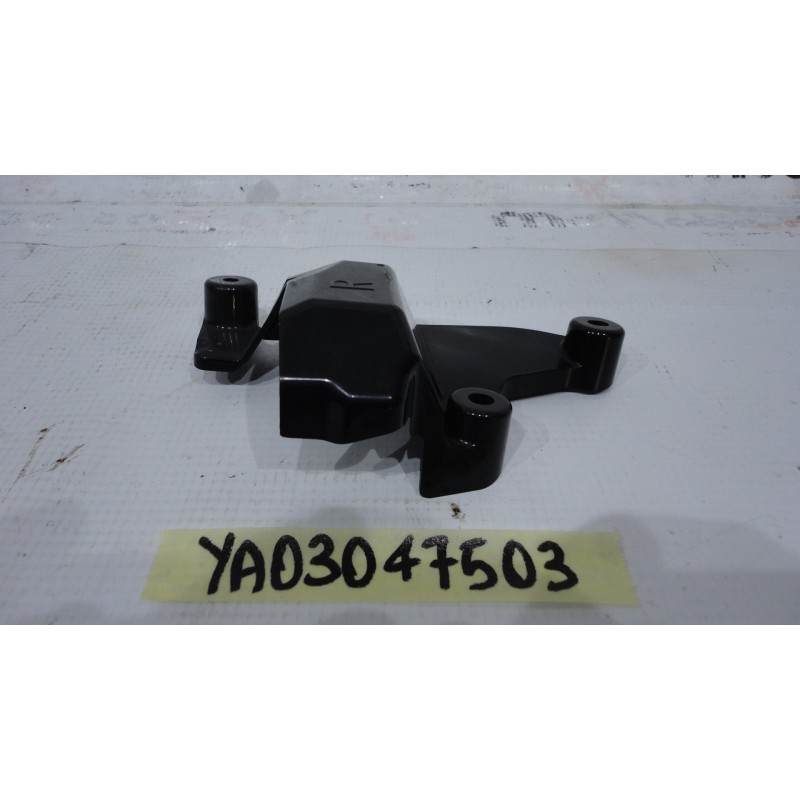 Plastica sottocoda destra right under tail Yamaha yzf r1 07 08