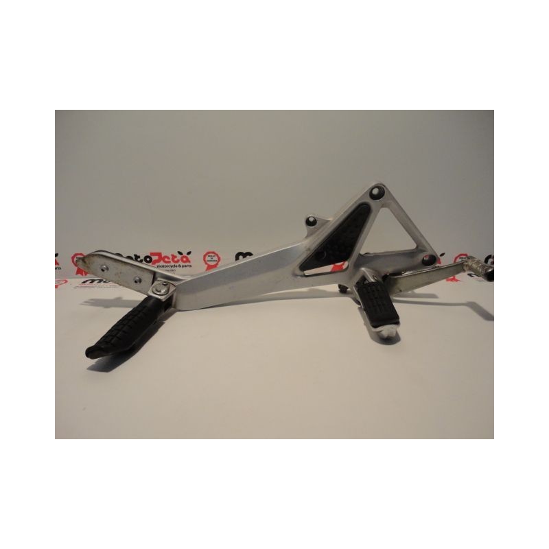 Pedana anteriore destra Right footpeg bracket footrest Honda hornet 600 03 06