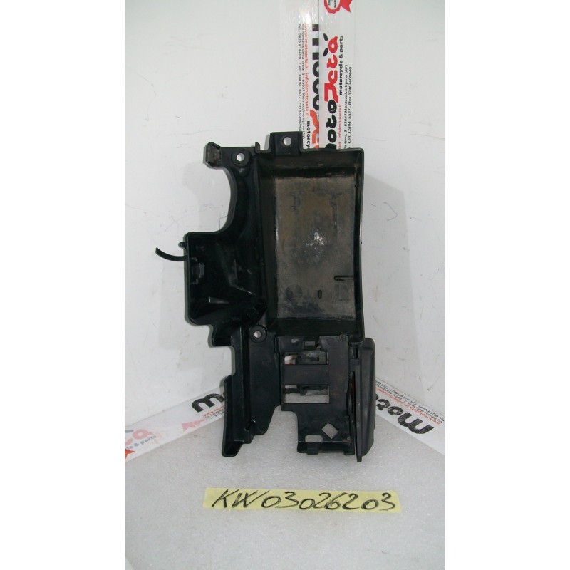 Plastica alloggio batteria Cover battery Kawasaki ER6 N 05 08