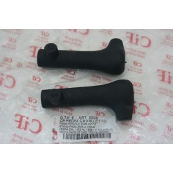 Coppia scarpette Ø16 piedi...