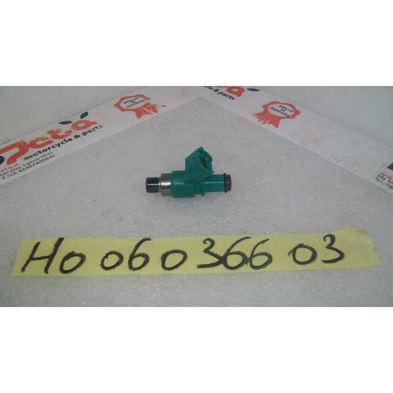 Iniettori superiore Airbox Injektoren Fuel Injectors Honda VFR 1200 F 09 16