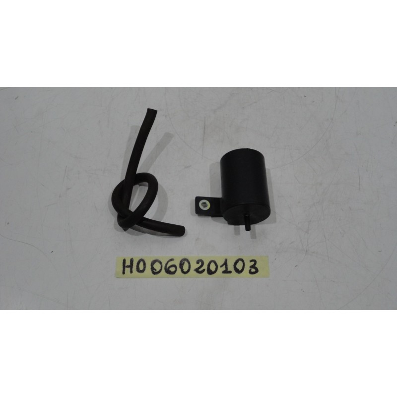 Serbatoio depressione depression tank Honda Hornet 900 02 07