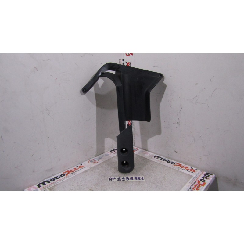 Supporto sx parafango anteriore Front mudguard support Aprilia Pegaso 650 97 00