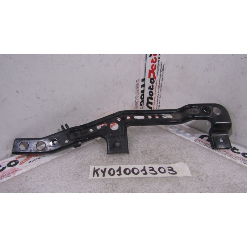Staffa pedana destra Right footpeg bracket Kymco Aility 50 125 150 08 17