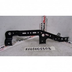 Staffa pedana destra Right footpeg bracket Kymco Aility 50 125 150 08 17