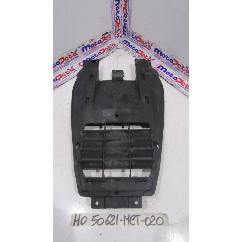 Plastica sottopedana Under footboard panel Honda Silver Wing 400 ABS 10 17