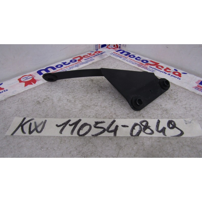 Staffa fianchetto dx radiatore Radiator fairing bracket Kawasaki Z 1000 07 09