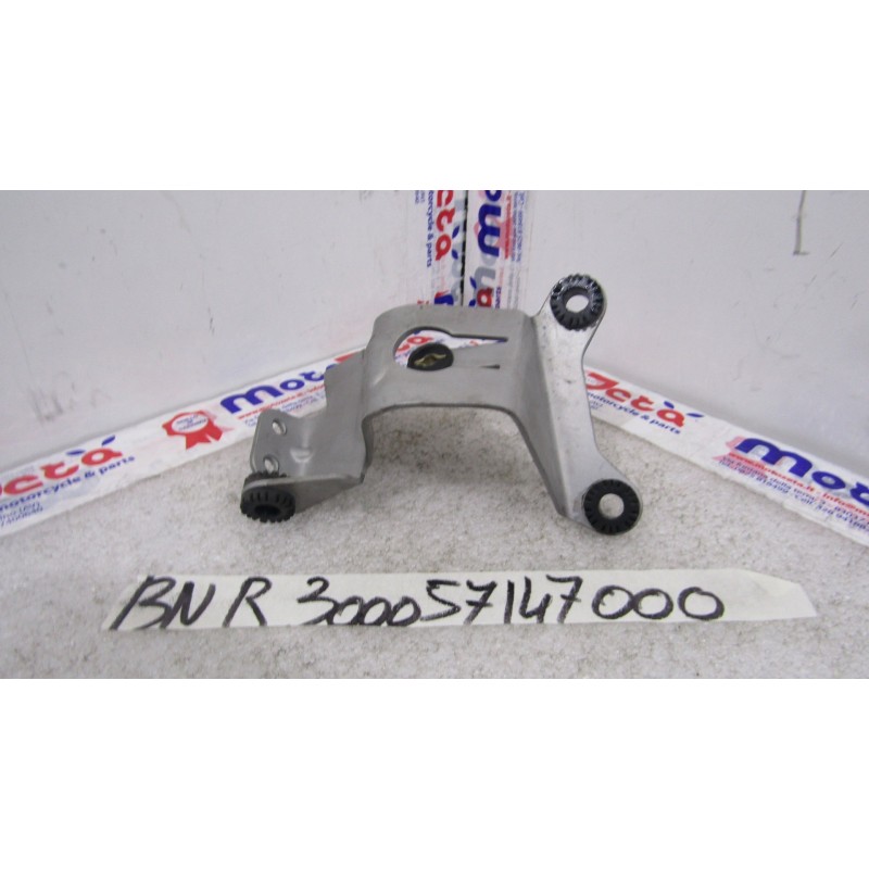 Staffa sx radiatore olio Oil cooler bracket Benelli TNT 1130 Sport 04 08