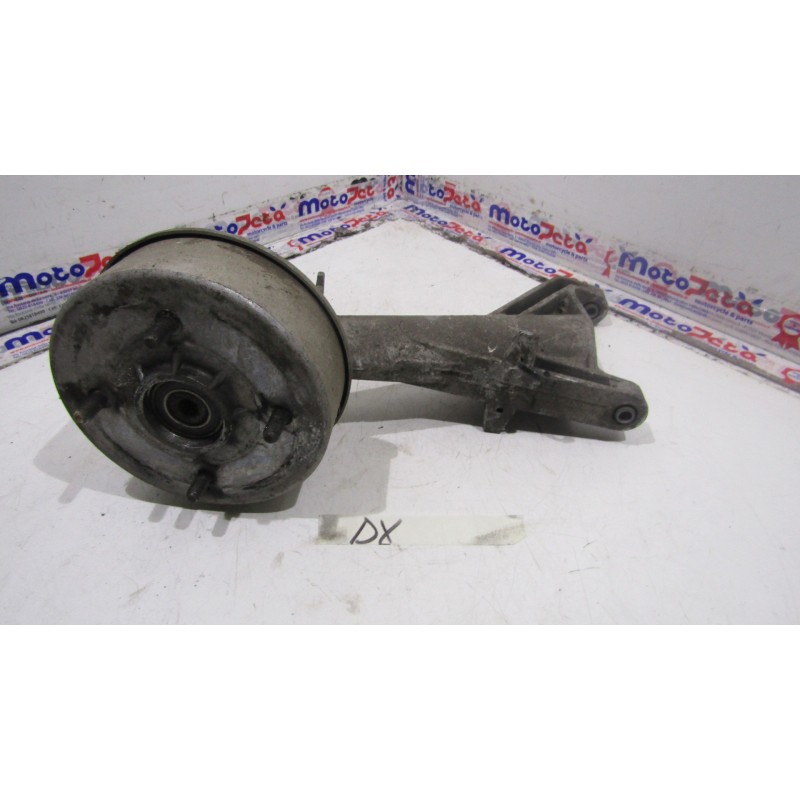 Braccio sospensione posteriore destro right rear arm hub Aixam M Gt cubota 402