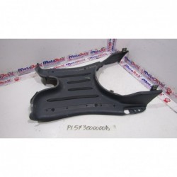 Plastica pedana centrale Center footboard Piaggio Vespa 50 LX 4T 98 05