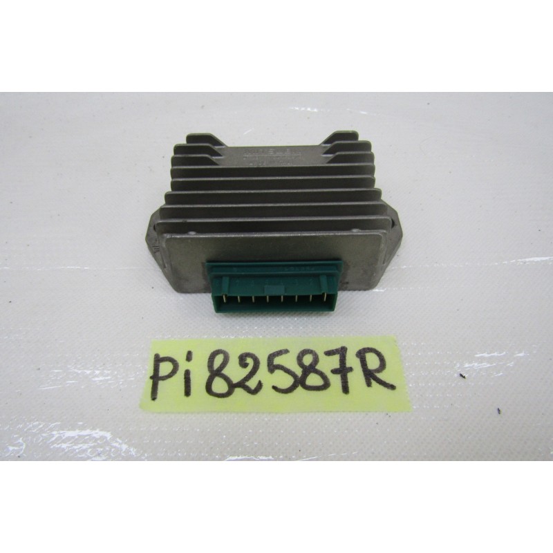 Regolatore tensione Voltage regulator Piaggio Liberty Nrg Zip 50cc 2T 8 FASTON