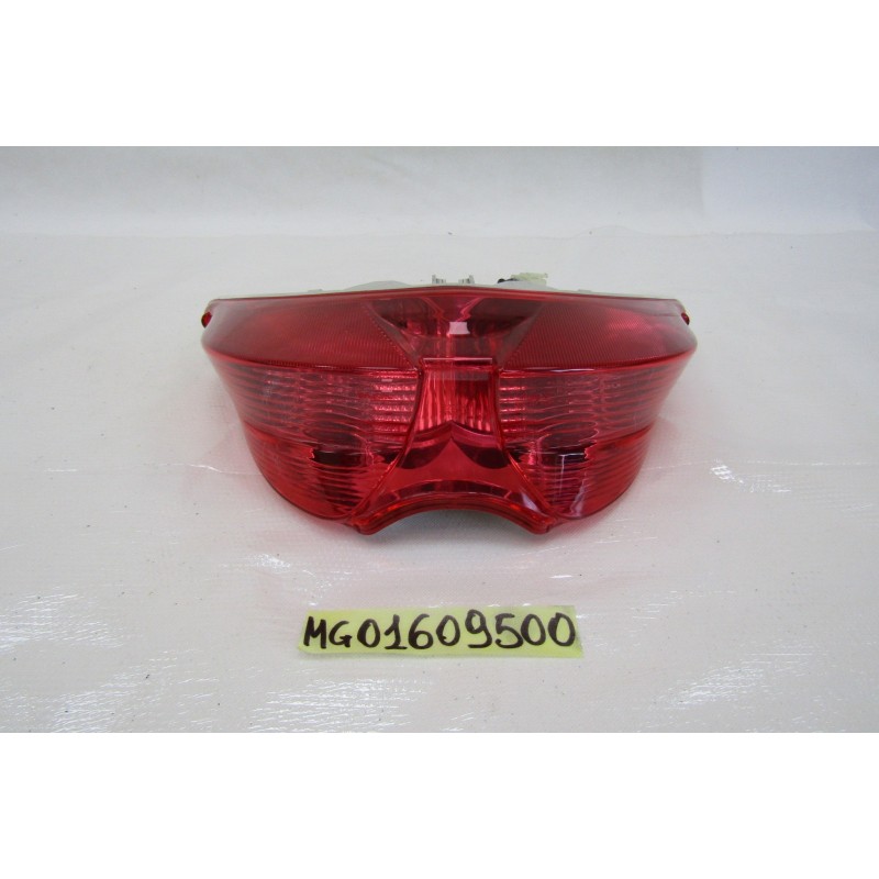 Stop posteriore Tail light Malaguti Centro 50 125 160 07 11 NO GEMME INTERNE