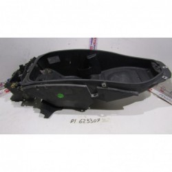 Plastica vano sottosella Under seat compartment Piaggio Beverly 500 02 08