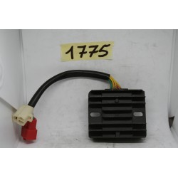 Regolatore tensione Voltage...