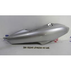 Carena coda dx Tail fairing...