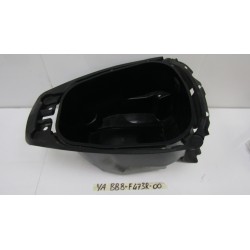 Vano sottosella Under seat...