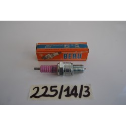 Candela in ceramica viola...