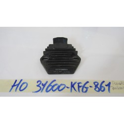 Regolatore di tensione...