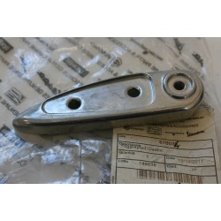 Poggiapiedi posteriore sx...