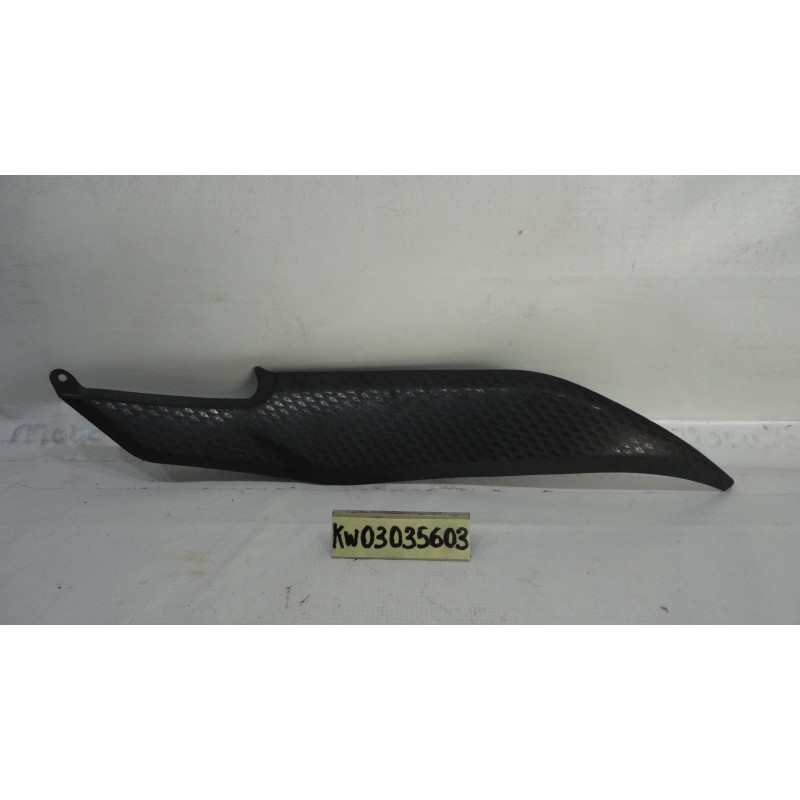 Fiancata sottoserbatoio dx Tank cover right Kawasaki ER6N 09 11 ATTACCO ROTTO Fiancata sottoserbatoio dx Tank cover right Kawasaki ER6N 09 11 ATTACCO ROTTO