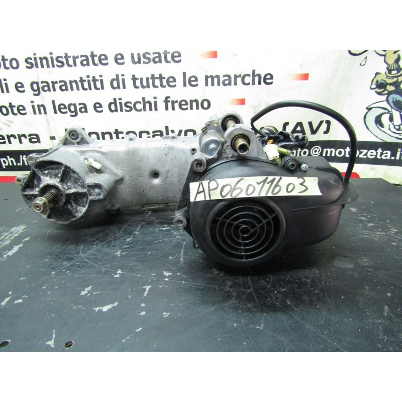 Motore completo Complete engine Aprilia Scarabeo 50 2T 94 99 Km 10.000